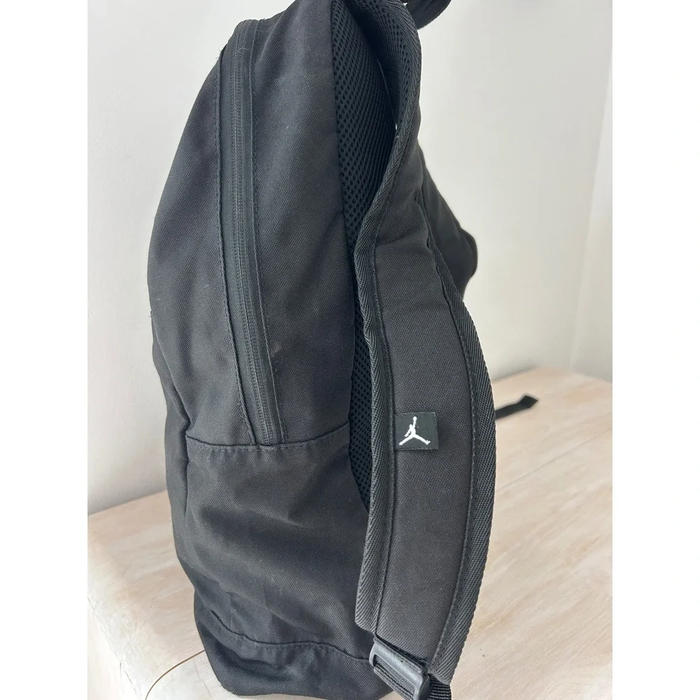 Jordan‎ Jumpman Air Backpack Black Red Logo School Sports Travel Bag 9A0123-023